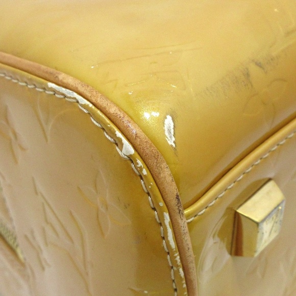 Louis Vuitton Tompkins Square Handbag Soft Beige - Picture 5 of 15